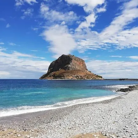 Apartment Voltes In Monemvasia's Castle *