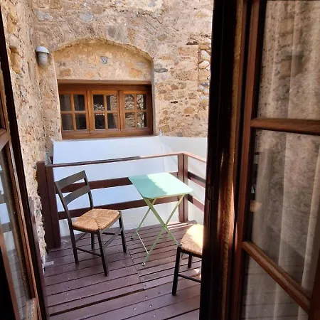 Apartment Voltes In Monemvasia's Castle